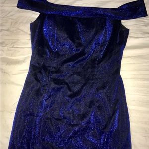 Gorgeous Size 10 homecoming dress.